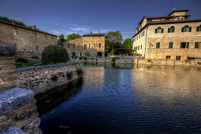 Honeymoon in Italy  - Natural SPA at Bagno Vignoni