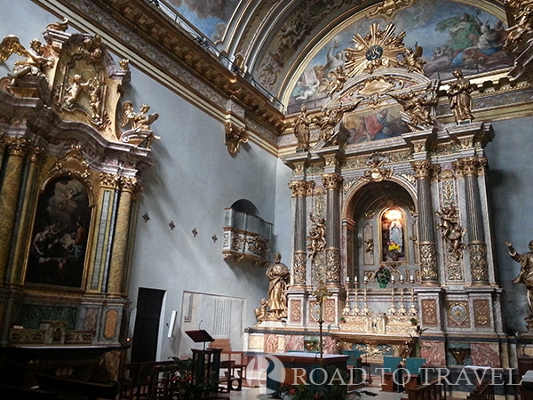 Santa Maria sopra Minerva In the 1539 after the visit of Pope Paolo III the temple of Minerva was restored and changed in a church dedicated to the Virgin Mary.