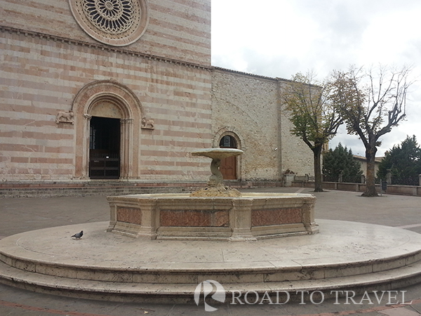 Basilica of Saint Clare The church build in 1257 is dedicated to and contains the remains of Saint Clare of Assisi, founder of the Order of Poor Ladies.