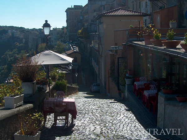 Restaurants - Castel Gangolfo During the tour of the Castelli Romani we suggest you a stop at ones of the panoramic restaurants of Castel <br/>Gandolfo to taste the genuine local cuisine and enjoy the enchanting view of Lake Albano.