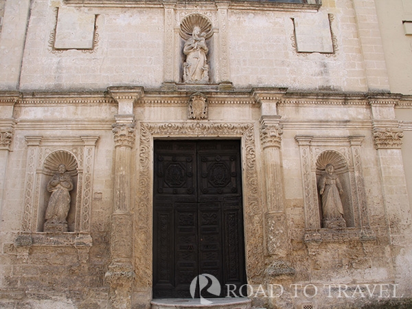 Chiesa del Purgatorio Built in the 1725 the church has been dedicated to the Confraternita del Purgatorio.